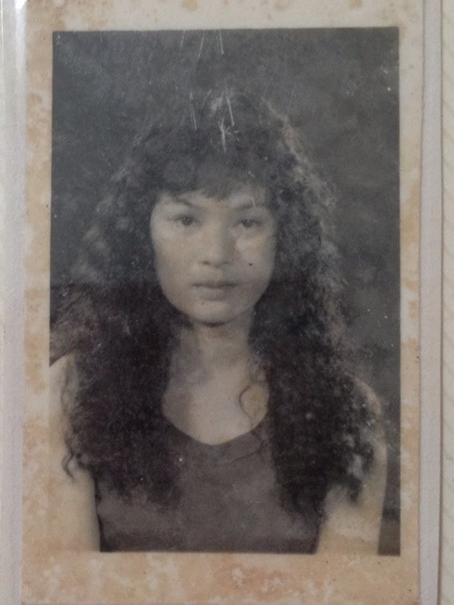 Cô được nhiều khán giả yêu mến khi dẫn dắt chương trình Ở nhà chủ nhật trong 9 năm.