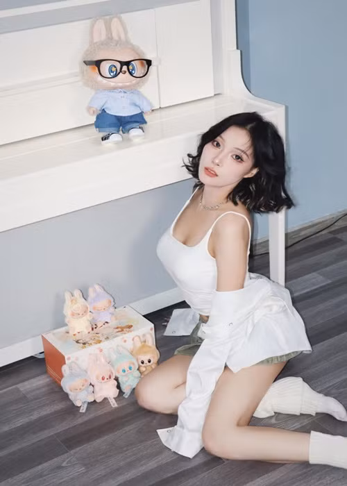 Yee Pink thích làm các clip hướng dẫn phối đồ, chụp ảnh, trang điểm hơn làm vũ công.