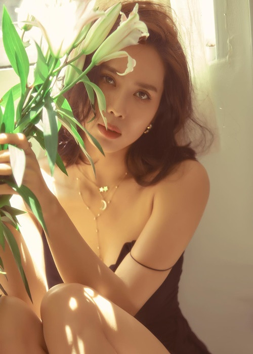 Bạn gái chồng cũ Nhật Kim Anh từng đạt danh hiệu Á hậu 1 Hoa hậu Du lịch Hoàn vũ 2017. Ảnh: FB Bella Mai.