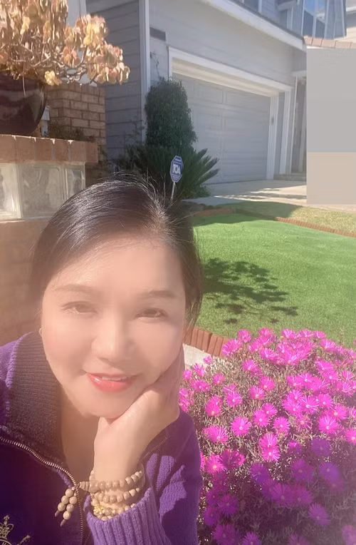 Phía trước và sau biệt thự của Ngọc Huyền đều có vườn. Ảnh: FB Ngọc Huyền.