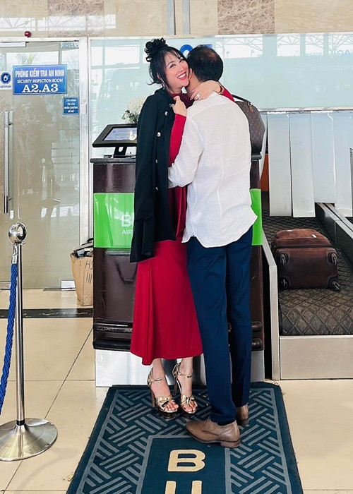 Trong cuộc phỏng vấn với Đời Sống Pháp Luật, Phi Thanh Vân bày tỏ, cô mong muốn chuyện tình cảm với bạn trai hơn 10 tuổi sẽ có kết quả tốt đẹp. Ảnh: FB Phi Thanh Vân.