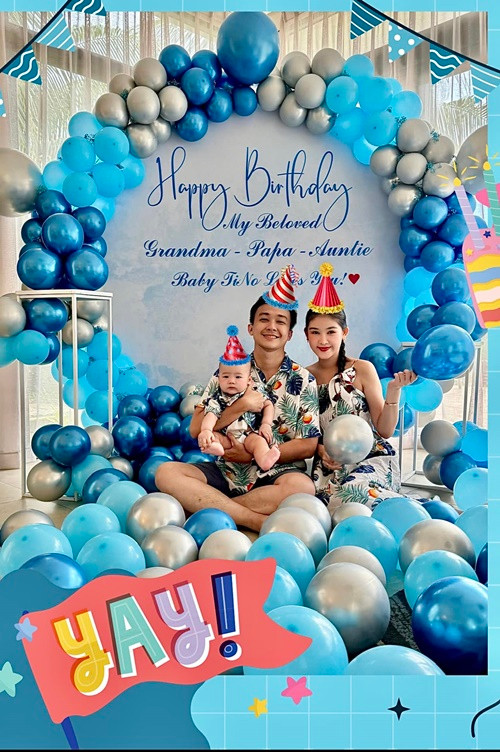 Tình cảm vợ chồng Ngân Anh ngày càng gắn kết từ khi có con chung. Ảnh: FB Ngân Anh.