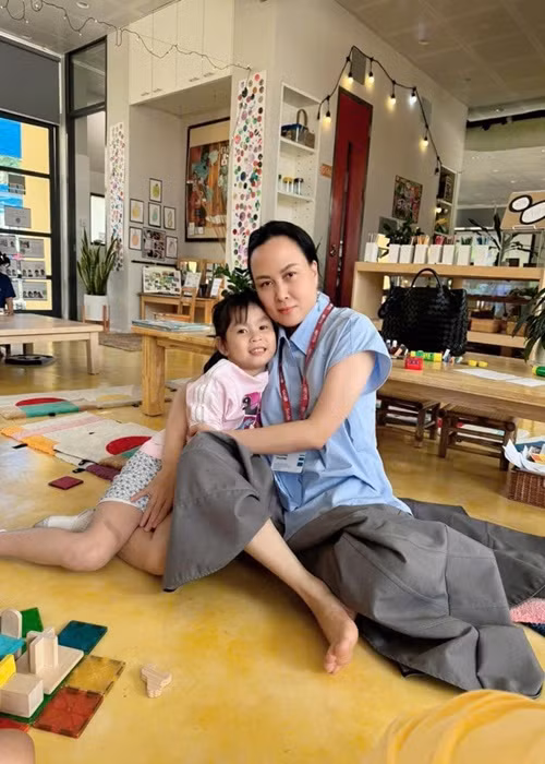 5 tuổi, con gái Phượng Chanel lớn phổng phao, đáng yêu. Ảnh: FB Phượng Chanel.