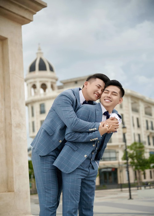 Thanh Đoàn cho biết, phần trang trí cho đám cưới ở TP HCM đã tốn hơn 1 tỷ đồng.