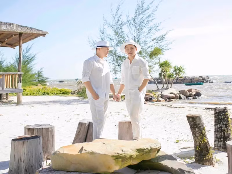 Thanh Đoàn - Hà Trí Quang không nhận tiền mừng cưới của khách mời ở Phú Quốc.