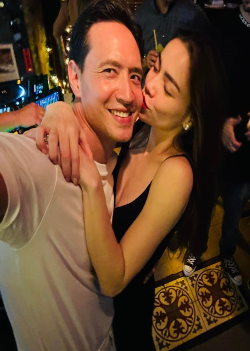 Nam diễn viên cho biết, anh luôn sẵn sàng tạm gác sự nghiệp nếu gia đình cần. Ảnh: FB Kim Lý.