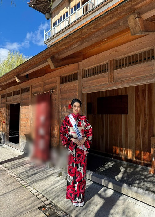 Mới đây, trong một hoạt động của cuộc thi, Thanh Thủy diện kimono. Ảnh: FB Thanh Thủy.
