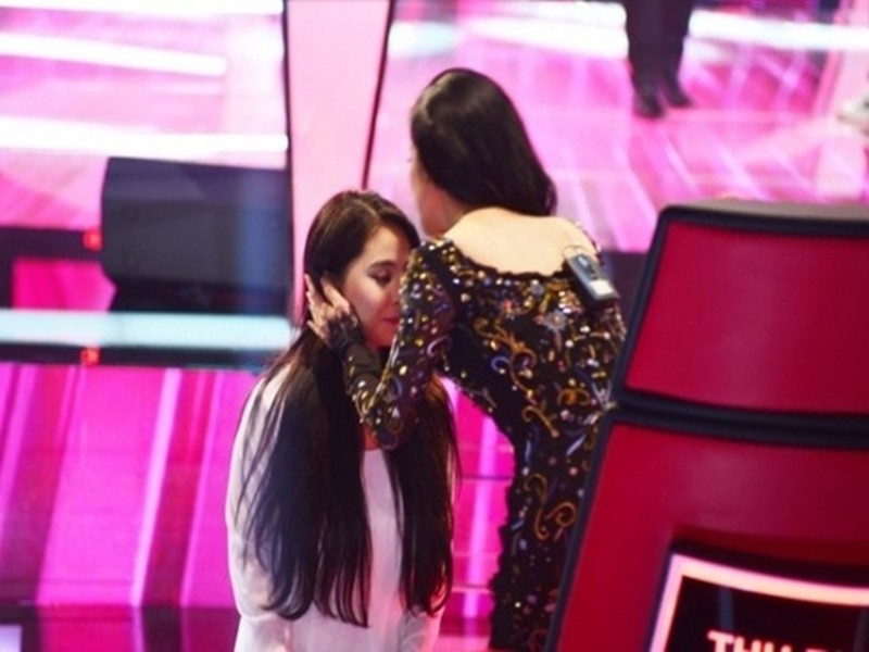 Trong đêm thi bán kết Giọng hát Việt 2015, Thu Phương dành trọn 100 điểm cho Hoàng Dũng còn Kiều Anh được 0 điểm. Ảnh: Đời Sống Pháp Luật.