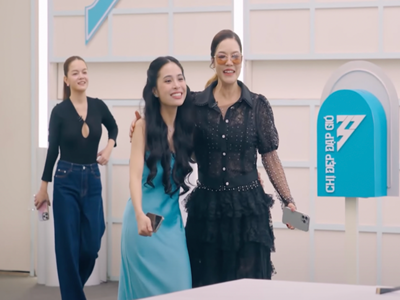 Mới đây, Thu Phương và ca nương Kiều Anh bất ngờ thân thiết ở chương trình Chị đẹp đạp gió 2024. Ảnh: Tiền Phong.