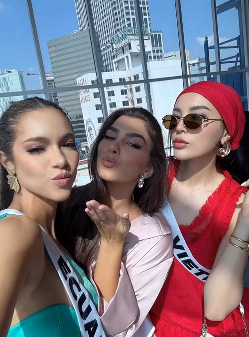 Từ Mexico, đại diện Việt Nam liên tục cập nhật thông tin, hình ảnh của bản thân. Ảnh: FB Kỳ Duyên.