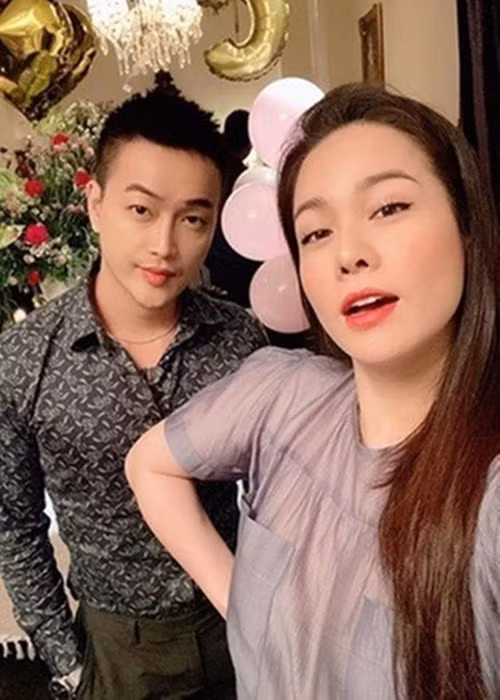 Trở lại cuộc sống độc thân, Nhật Kim Anh vướng tin đồn tình cảm với ca sĩ TiTi (trong ảnh) và diễn viên Lợi Trần. Ảnh: FB Nhật Kim Anh.