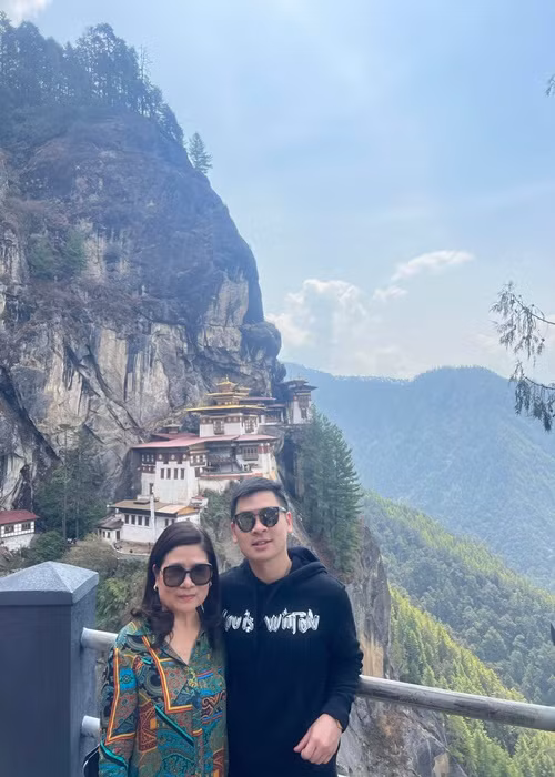 Mỗi dịp sinh nhật, bà Thanh Hòa thường xuyên nhận được những lời chúc mừng từ các con trai. Ảnh: FB Đỗ Vinh Quang.