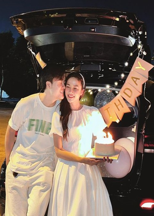 Anh Đào và Anh Tuấn có nhiều khoảnh khắc ngọt ngào trong 4 năm bên nhau. Ảnh: Instagram Anh Đào.