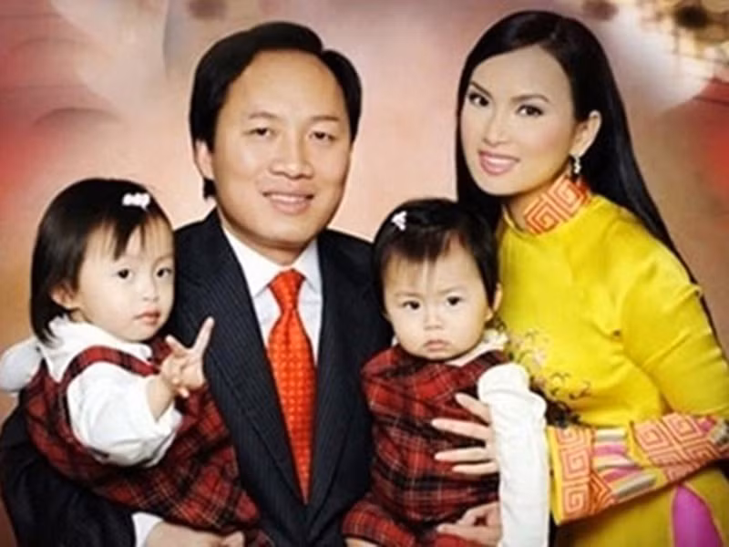 Tháng 5/2023, một cư dân mạng chia sẻ bài viết từ báo nước ngoài nhắc về doanh nhân Chính Chu. Theo bài viết này, Hà Phương là vợ cũ của Chính Chu. Nhanh chóng, Hà Phương lên tiếng phủ nhận thông tin này. Ảnh: Vietnamnet.