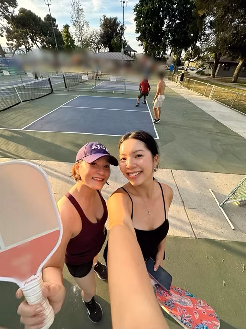 Hồng Đào gần đây bắt đầu đam mê đánh pickleball. Ảnh: FB Hồng Đào.