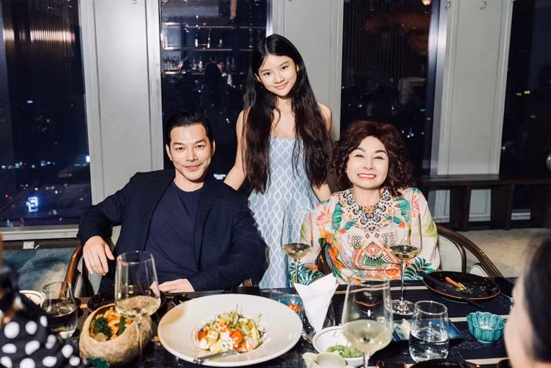 Nam diễn viên thường xuyên khoe ảnh con gái trên trang cá nhân. Ảnh: FB Trần Bảo Sơn.