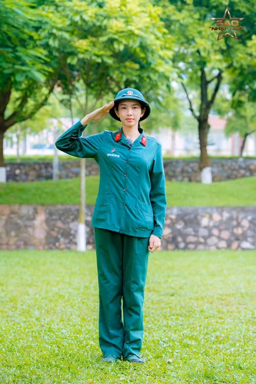Năm 2024, người đẹp gây chú ý khi tham gia chương trình Sao nhập ngũ. Ảnh: FB Thùy Tiên.