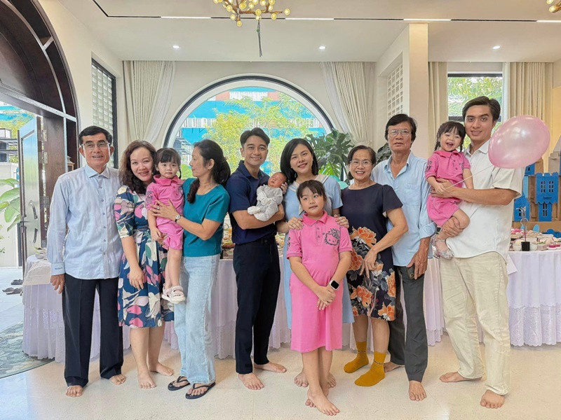 Ngoài biệt thự 1.000 m2, vợ chồng Vân Trang còn sở hữu khu nghỉ dưỡng sinh thái 50.000 m2.