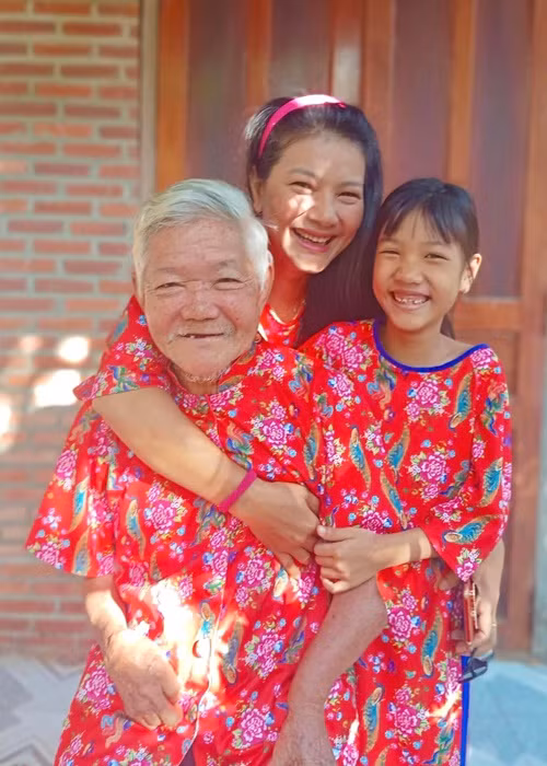 Gia đình là điểm tựa vững chắc của Kiều Trinh.