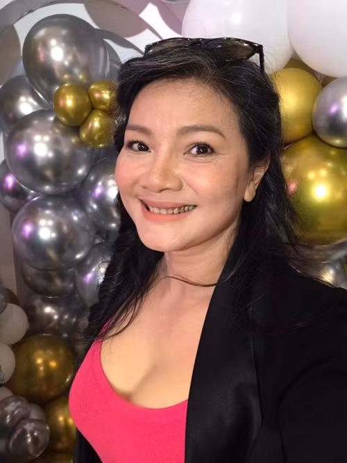 Gặp người đàn ông thứ 3, Kiều Trinh sinh con ở tuổi 40 rồi tiếp tục làm mẹ đơn thân. Ảnh: FB Kiều Trinh.