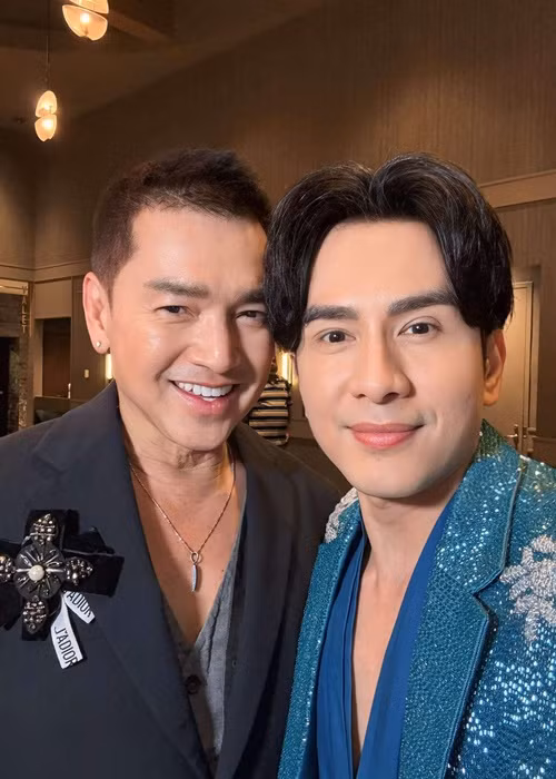 Quang Minh trẻ trung không kém các đàn em như Đan Trường, Bình Minh. Ảnh: FB Quang Minh.