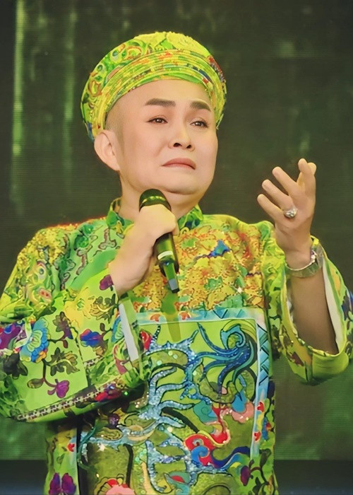 Xuân Hinh vẫn miệt mài hoạt động nghệ thuật sau khi nghỉ hưu sớm vào năm 2017.