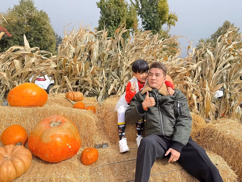 Con trai Đàm Vĩnh Hưng năm nay 5 tuổi, là bản sao nhí của bố. Ảnh: FB Đàm Vĩnh Hưng.