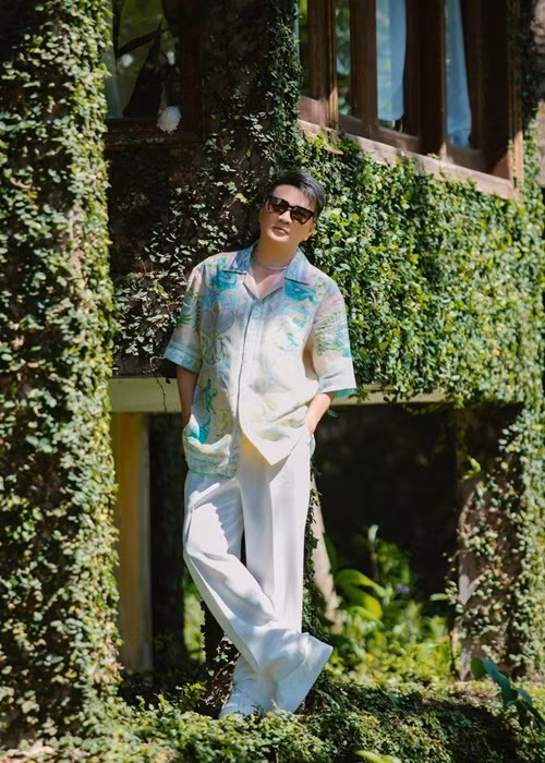 Mr Đàm tự nhận rằng bản thân đang thất nghiệp. Ảnh: FB Đàm Vĩnh Hưng.