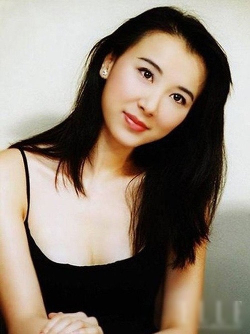 Đời tư của mỹ nhân Đài Loan đầy thị phi. Cô bị đồn 13 lần làm "tiểu tam", cặp kè với những người đang có gia đình hoặc đã có người tình. Ảnh: Dân Việt.