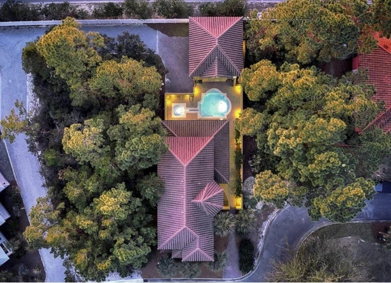  Biệt thự của Hồng Ngọc có 6 phòng ngủ, bể bơi, 6 phòng tắm.