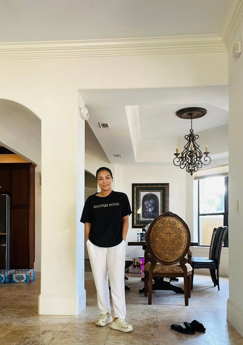 Vợ chồng Hồng Ngọc còn có một căn nhà ở Dallas, Texas, Mỹ.