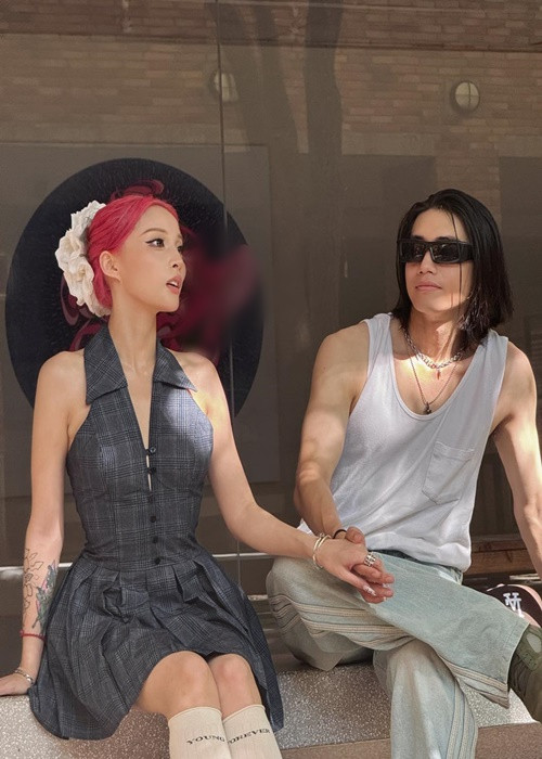 Yee Pink là người tỏ tình trước sau 2 tuần quen biết Quang Đăng. Ảnh: FB Quang Đăng.