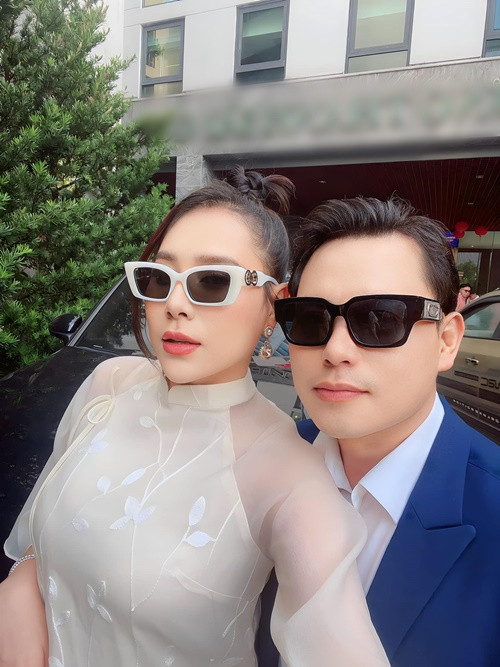 Nữ diễn viên khoe được Quản Trọng gửi thức ăn suốt ngày. Ảnh: FB Hồ Bích Trâm.