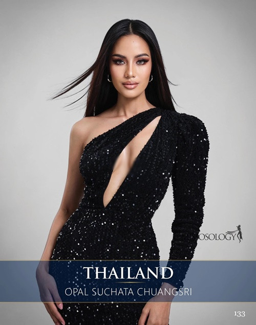 Theo chuyên trang sắc đẹp Missosology, Opal Suchata Chuangsri - đại diện Thái Lan sẽ đăng quang Miss Universe 2024. Opal sở hữu vẻ đẹp như nữ hoàng. Đại diện Thái Lan thu hút trên sân khấu mà không cần phải phô trương nhan sắc.