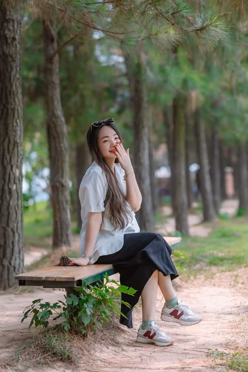 Vợ Phú Đôn không hoạt động nghệ thuật nhưng luôn thông cảm cho công việc của chồng. Ảnh: FB Hồng Vân.