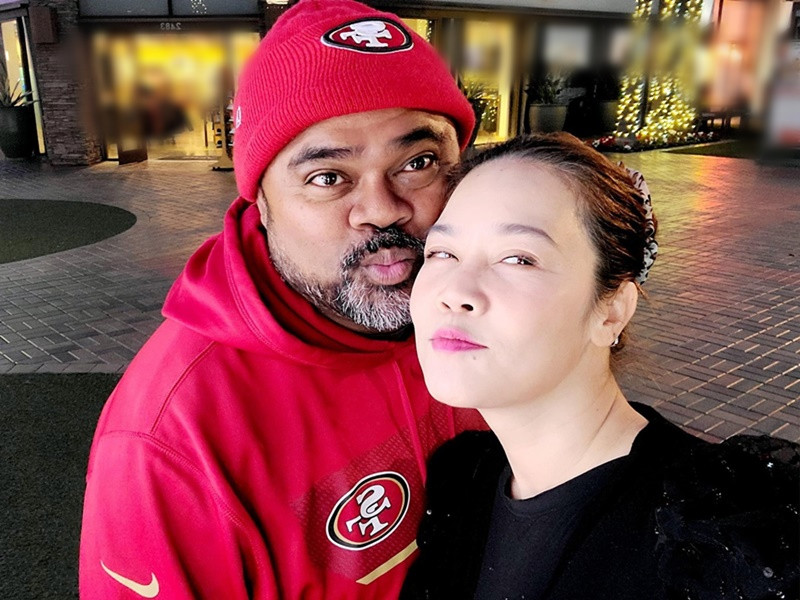 Mới đây, tham gia chương trình The Khang Show, Dũng Taylor chia sẻ về cuộc sống ở rể. “Tôi ở chung với bố mẹ vợ, với hai con riêng của Thu Phương, hai đứa con chung. Một thời gian, hai đứa cháu của Thu Phương là con của ca sĩ Quang Minh cũng ở chung”, chồng Thu Phương cho biết. Ảnh: Vietnamnet.