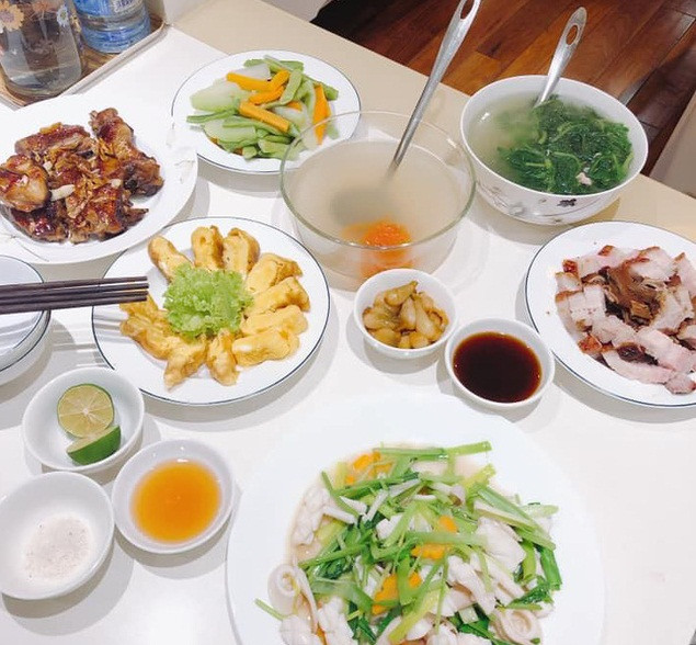 MC cho rằng chỉ cần có đam mê, nấu ăn bằng cả cái tâm thì dù bận đến đâu vẫn có thể cân bằng, chỉ cần muốn làm ta sẽ tìm cách.