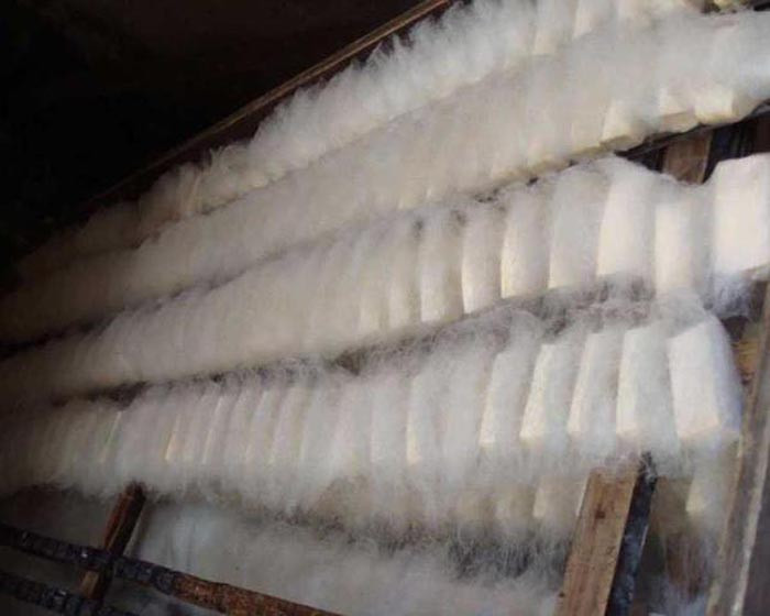 Ngoài đậu phụ thối, ở tỉnh An Huy, phía nam đất nước tỷ dân này cũng có một loại đậu phụ ngon và “kinh khủng” không kém, nó được gọi là đậu phụ lông.