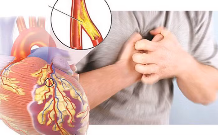 Trên thực tế khi còn trẻ, khả năng miễn dịch của cơ thể đủ mạnh để tự phục hồi. Dù vậy, khi bước sang tuổi tứ tuần, chức năng cơ thể suy giảm khiến bệnh nhẹ chuyển thành nặng. Để tốt hơn cho cơ thể, nam giới bước sang tuổi 40 phải đi khám khi có các dấu hiệu sức khỏe bất thường.