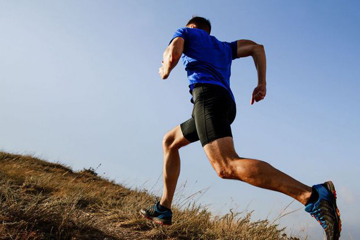 Tăng cường luyện tập. Các số liệu hiện nay khẳng định người thường xuyên tập luyện có khả năng sống lâu hơn người không theo bộ môn thể thao nào.