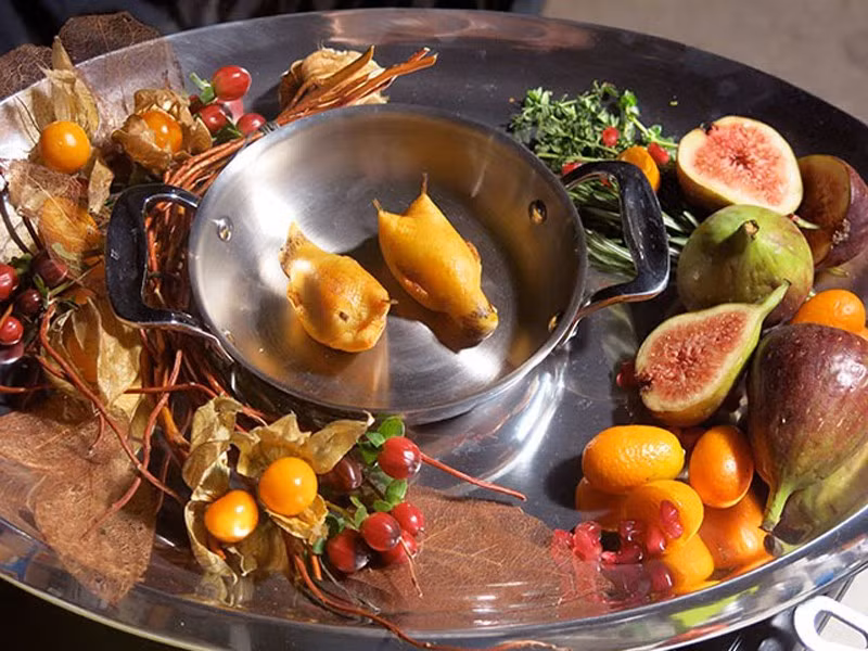 Chỉ cần thêm 5-7 phút nướng nhiệt độ cao là món họa mi nướng sẵn sàng phục vụ thực khách.