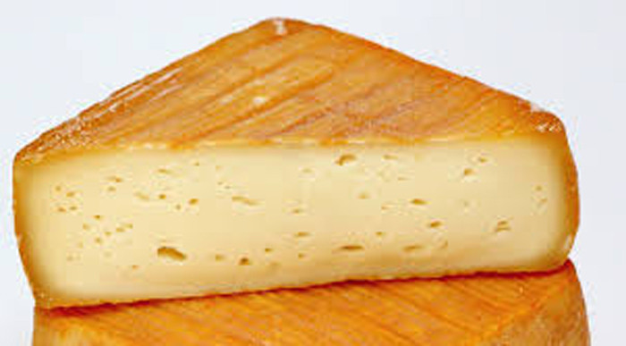 Vieux Boulogne được làm từ sữa bò nguyên chất tại vùng lãnh thổ Pas-de-Calais, xung quanh thị trấn Boulogne-sur-Mer nước Pháp.