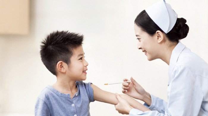 Tiêm vắc xin ngừa cúm có ý nghĩa quan trọng trong nỗ lực ngừa bệnh viêm đường hô hấp.