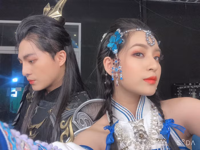 Tạo hình mới lạ của Thảo Tâm khiến người xem thích thú, dành nhiều lời khen ngợi bên cạnh khả năng diễn xuất nhập tâm, có hồn.