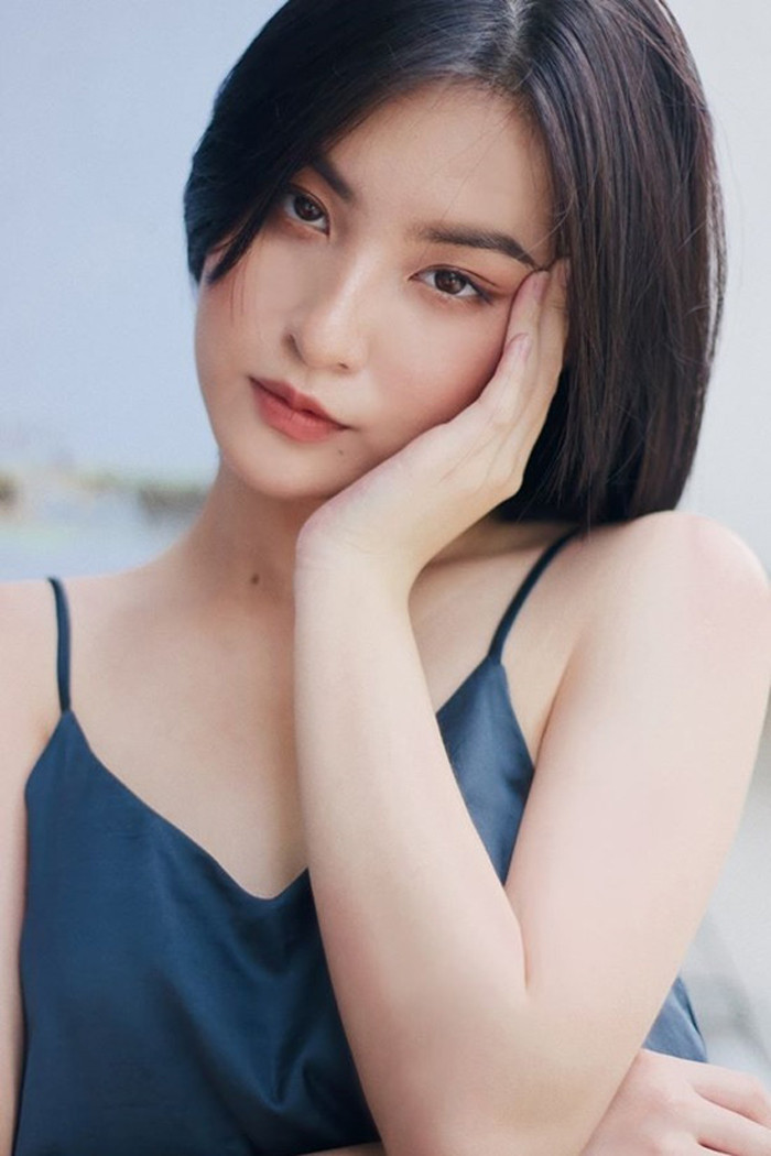 Với gương mặt xinh đẹp hút fans, Thảo Tâm thường được mời làm mẫu ảnh cho các bộ sưu tập thời trang.