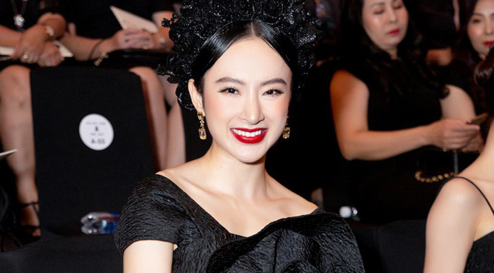 Xuất hiện ở sự kiện lần này, Angela Phương Trinh nhận được cơn mưa lời khen của dân mạng vì nhan sắc đỉnh cao. Nhiều bình luận cho rằng làn da diễn viên “Mùi ngò gai” ngày càng đẹp, bóng khỏe. Ngoại hình cũng toát lên vẻ hiền lành, phúc hậu kiểu vẻ đẹp “tâm sinh tướng”.