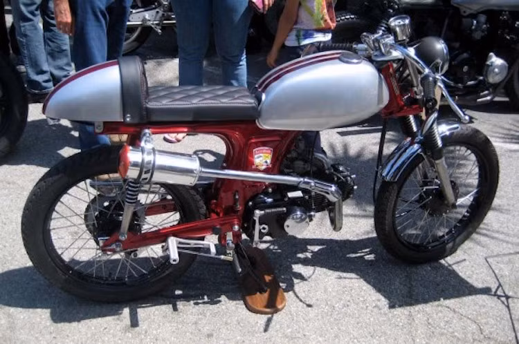 Theo Mark, ngay từ khi chỉ 3 tuổi con trai của anh đã muốn sở hữu một chiếc xe máy. Tuy nhiên lúc đó Haven còn qúa nhỏ và mới chỉ vừa tập đi xe đạp ba bánh.