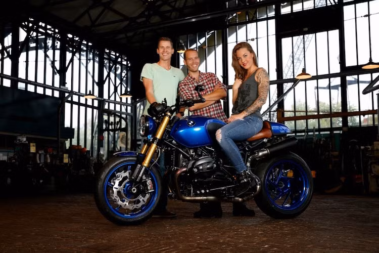 Điều này được thể hiện rõ nhất ngay từ thiết kế của xe, với các chi tiết như động cơ, các bó dây điện, dàn vỏ... có thể dễ dàng tháo rời.