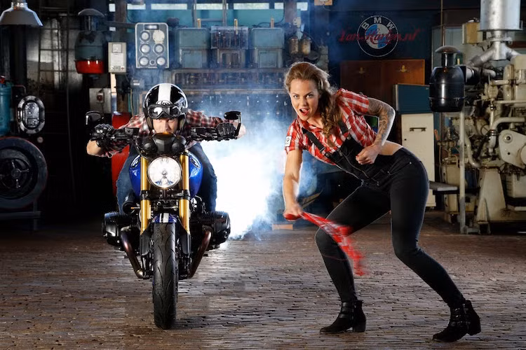 'Trái tim" của chiếc R nine T độ này vẫn là khối động cơ Boxer 1170 cc làm mát bằng gió. Động cơ này tạo ra công suất 110 mã lực và mô-men xoắn cực đại lên tới 119 Nm.