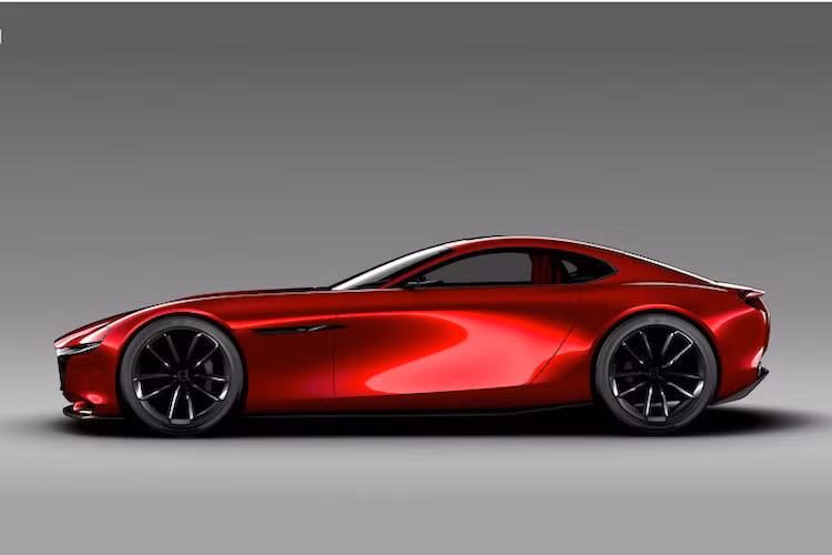 Giống như chiếc Mazda RX-7 nổi tiếng trước đây, RX-VISION có kiểu dáng cổ điển của một chiếc coupe với động cơ đặt trước, dẫn động bánh sau: nắp ca-pô dài và vòm mái kéo dài về phía đuôi xe.